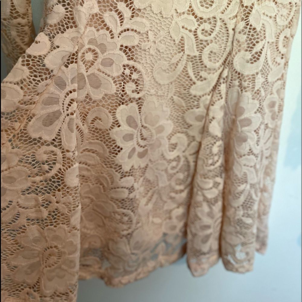 Forever 21 Pink lace mini dress.Size S - Picture 6 of 11